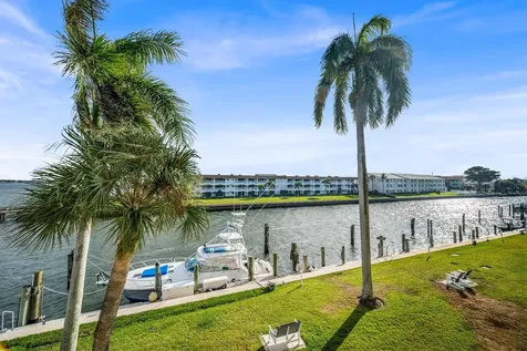 100 Paradise Harbour Boulevard North Palm Beach FL 33408