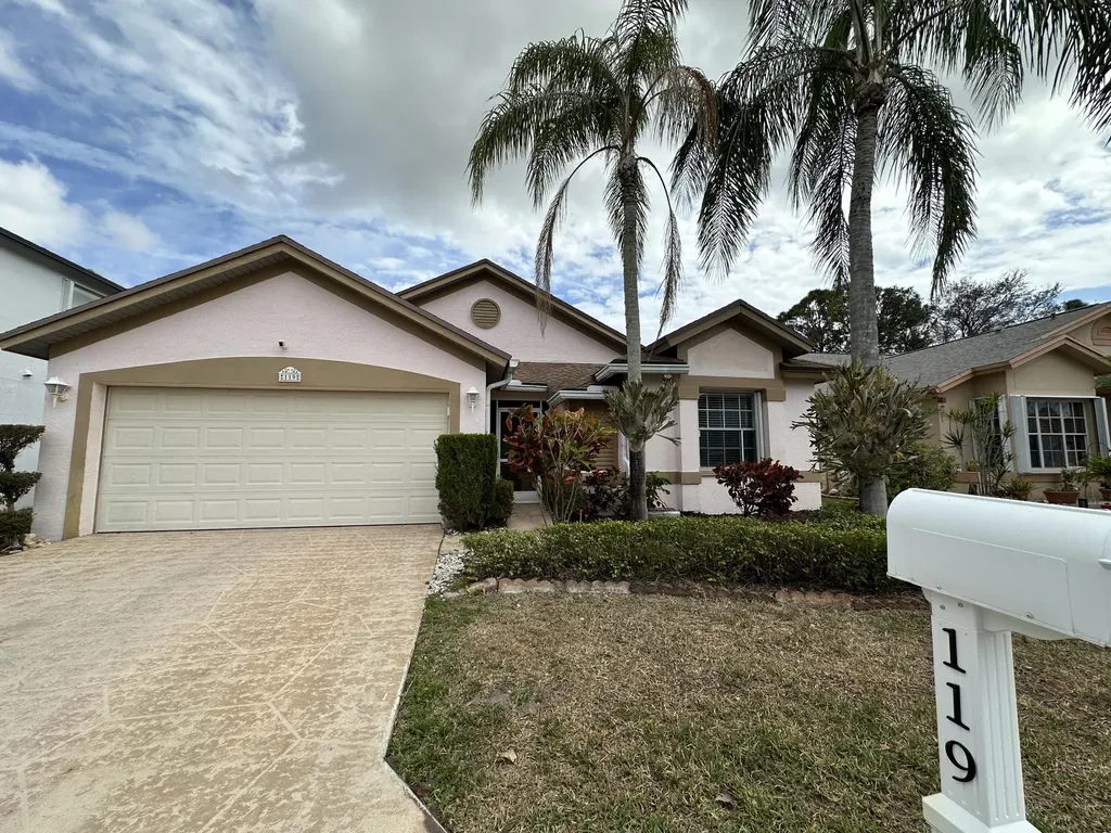 119 Hammocks Court Greenacres FL 33413