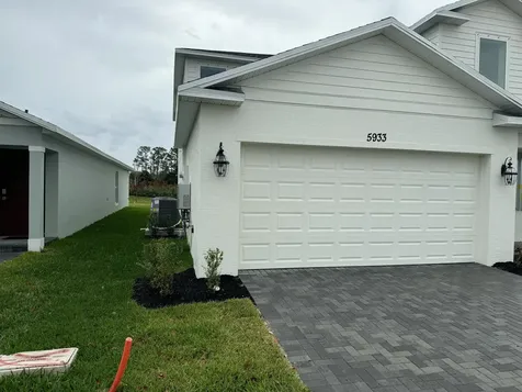 5933 NW Sweetwood Drive Port Saint Lucie FL 34987