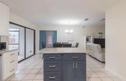 1942 Se Carvalho Street Port Saint Lucie FL 34983