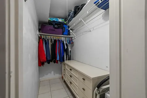227 Dorchester J West Palm Beach FL 33417