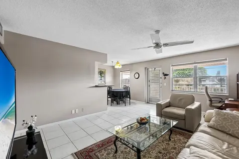 227 Dorchester J West Palm Beach FL 33417
