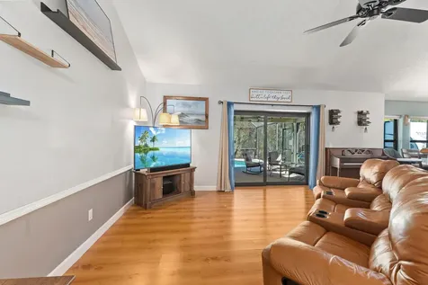 449 Se Glenwood Drive Port Saint Lucie FL 34953