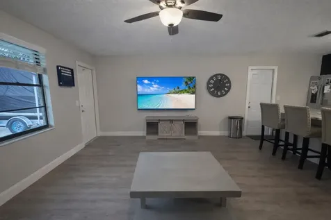 2325 Sw Independence Road Port Saint Lucie FL 34953