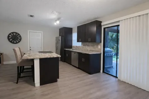 2325 Sw Independence Road Port Saint Lucie FL 34953
