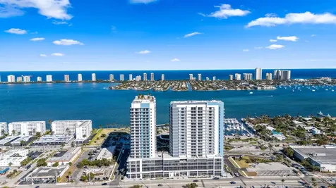 220 Lake Shore Drive Lake Park FL 33403