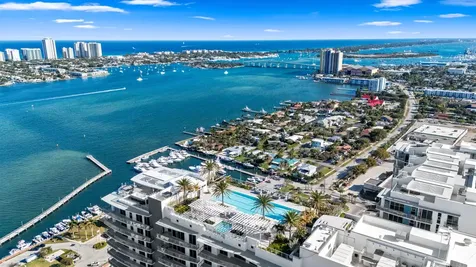 220 Lake Shore Drive Lake Park FL 33403