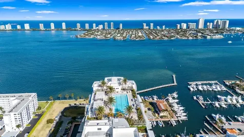 220 Lake Shore Drive Lake Park FL 33403
