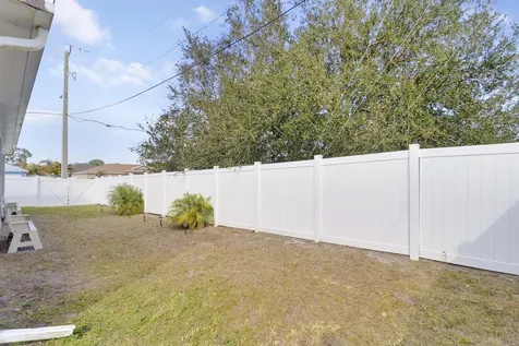3301 Sw Frankford Street Port Saint Lucie FL 34953