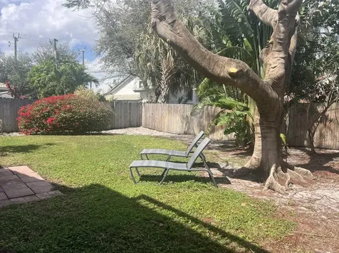541 NE 47th Street Boca Raton FL 33431
