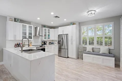 6108 Se Turn Leaf Trail Hobe Sound FL 33455