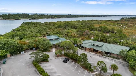 6108 Se Turn Leaf Trail Hobe Sound FL 33455