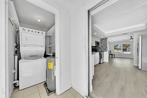 104 Palamino Circle Boca Raton FL 33487
