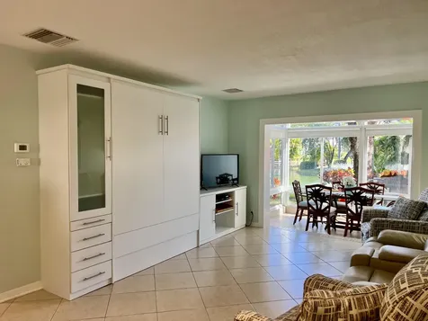 5151 W Oakland Park Boulevard Lauderdale Lakes FL 33313