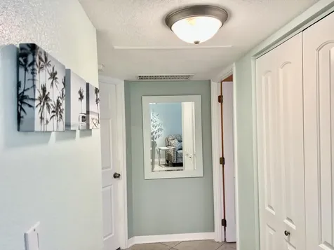 5151 W Oakland Park Boulevard Lauderdale Lakes FL 33313