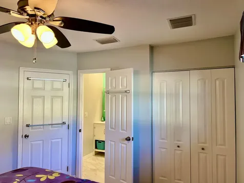 5151 W Oakland Park Boulevard Lauderdale Lakes FL 33313