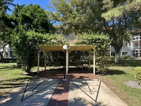 5151 W Oakland Park Boulevard Lauderdale Lakes FL 33313