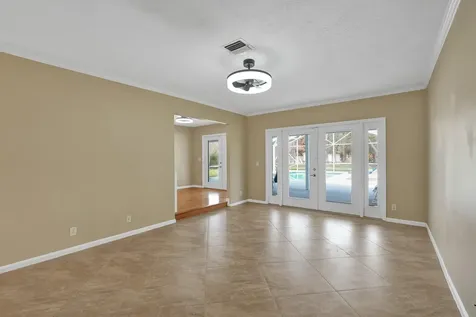 901 Ne Town Terrace Jensen Beach FL 34957