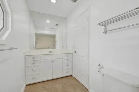 901 Ne Town Terrace Jensen Beach FL 34957