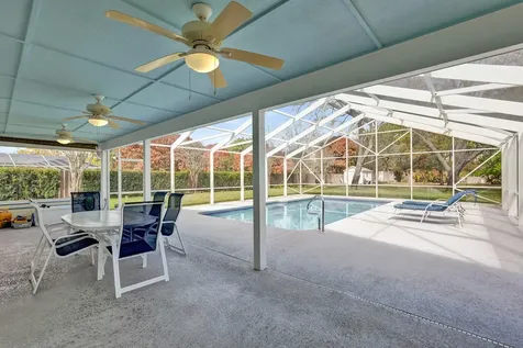 901 Ne Town Terrace Jensen Beach FL 34957