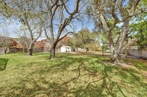 901 Ne Town Terrace Jensen Beach FL 34957