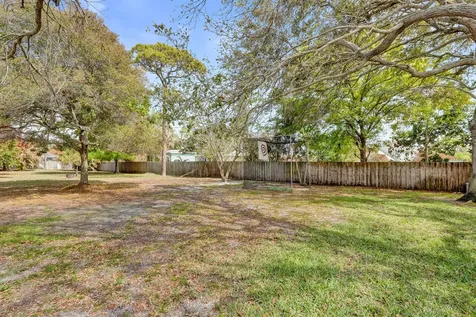 901 Ne Town Terrace Jensen Beach FL 34957