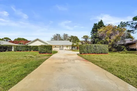 901 Ne Town Terrace Jensen Beach FL 34957