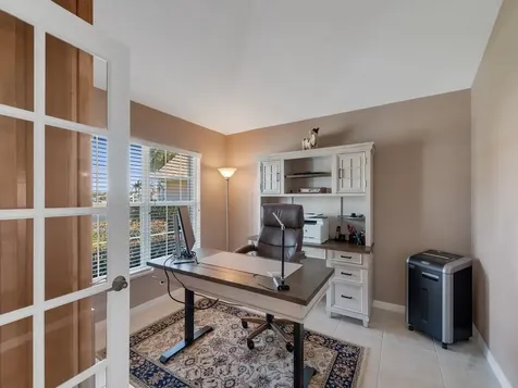 431 W Temple Court Vero Beach FL 32968