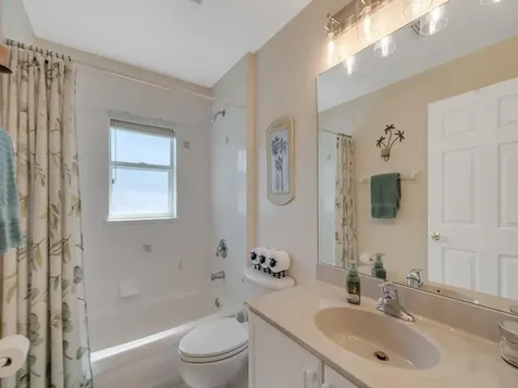 431 W Temple Court Vero Beach FL 32968