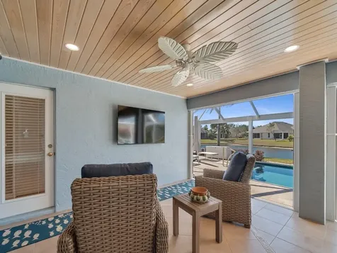 431 W Temple Court Vero Beach FL 32968