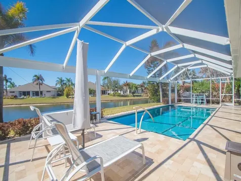 431 W Temple Court Vero Beach FL 32968