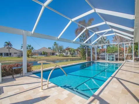 431 W Temple Court Vero Beach FL 32968