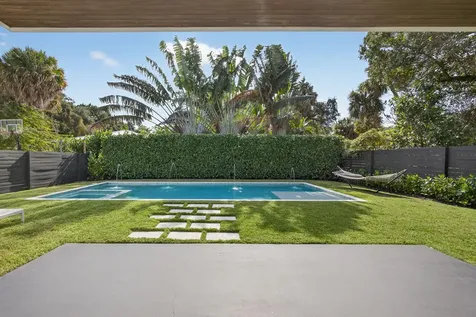 13071 Flamingo Terrace Palm Beach Gardens FL 33410