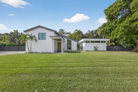 13071 Flamingo Terrace Palm Beach Gardens FL 33410
