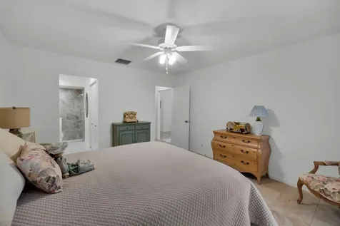10980 Lake Front Place Boca Raton FL 33498