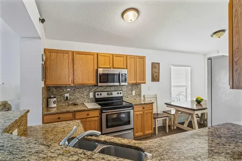 2574 12th Square Vero Beach FL 32968