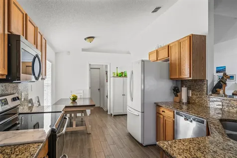 2574 12th Square Vero Beach FL 32968