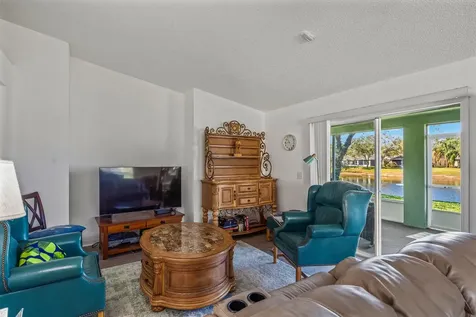 2574 12th Square Vero Beach FL 32968