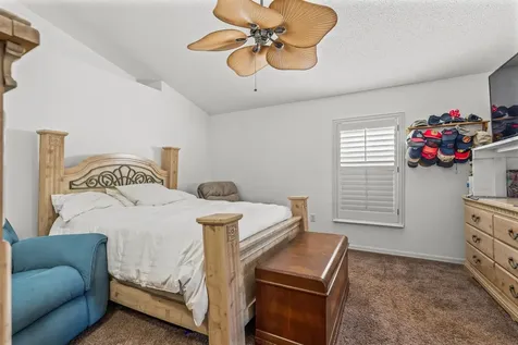 2574 12th Square Vero Beach FL 32968