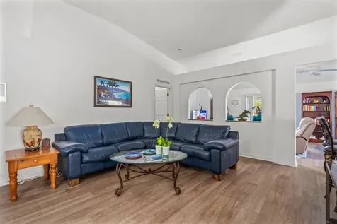 2574 12th Square Vero Beach FL 32968