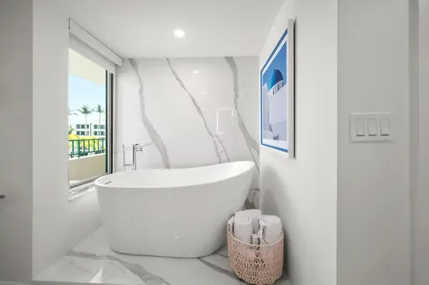 100 Se 5th Avenue Boca Raton FL 33432