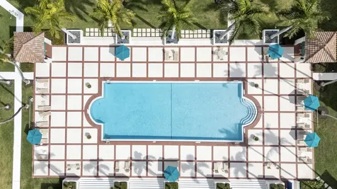 100 Se 5th Avenue Boca Raton FL 33432