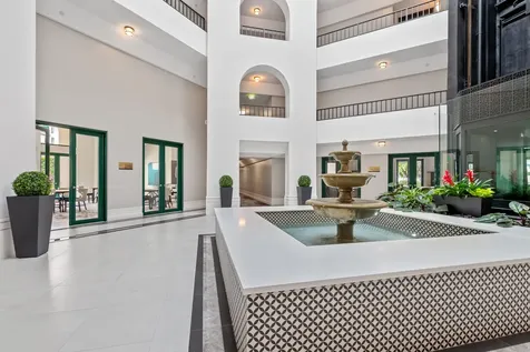 100 Se 5th Avenue Boca Raton FL 33432