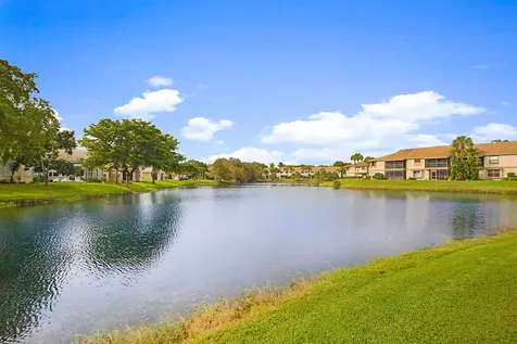605 Harbour Pointe Way Greenacres FL 33413