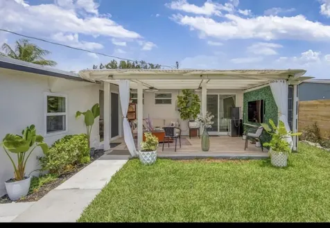 115 W 31st Court Riviera Beach FL 33404