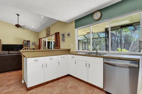 5696 Descartes Circle Boynton Beach FL 33472