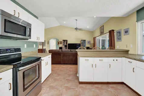 5696 Descartes Circle Boynton Beach FL 33472