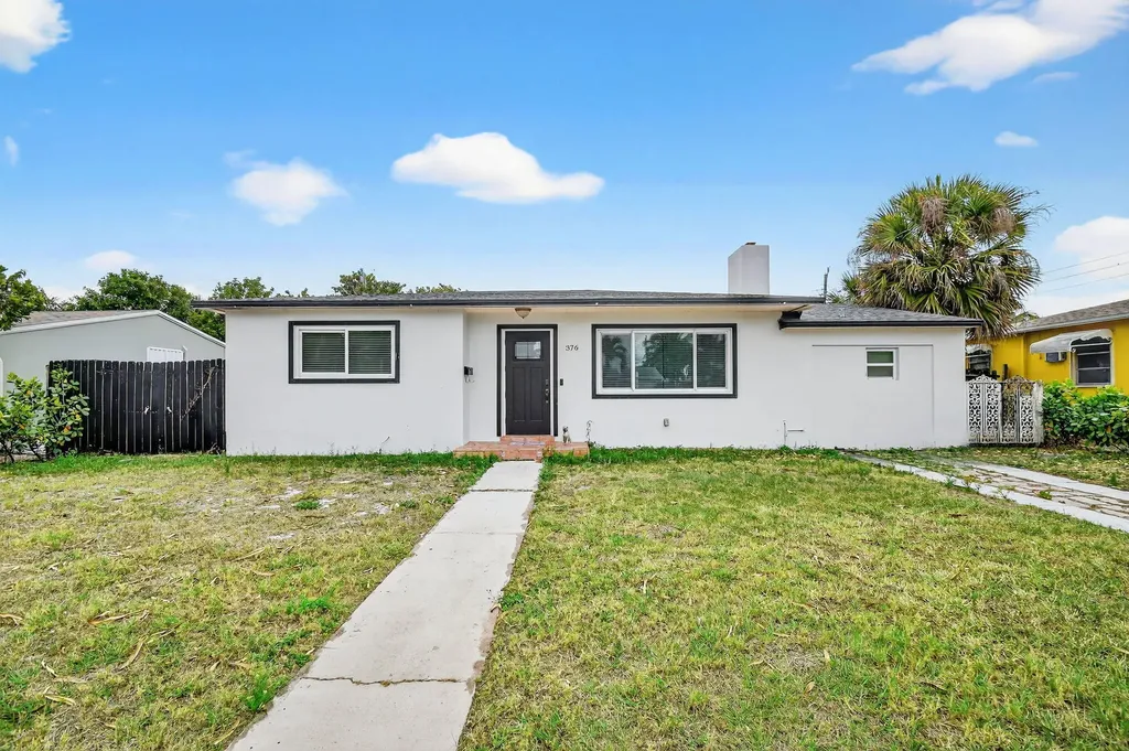 376 Leigh Road West Palm Beach FL 33405