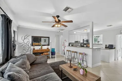 376 Leigh Road West Palm Beach FL 33405