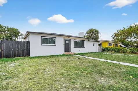 376 Leigh Road West Palm Beach FL 33405